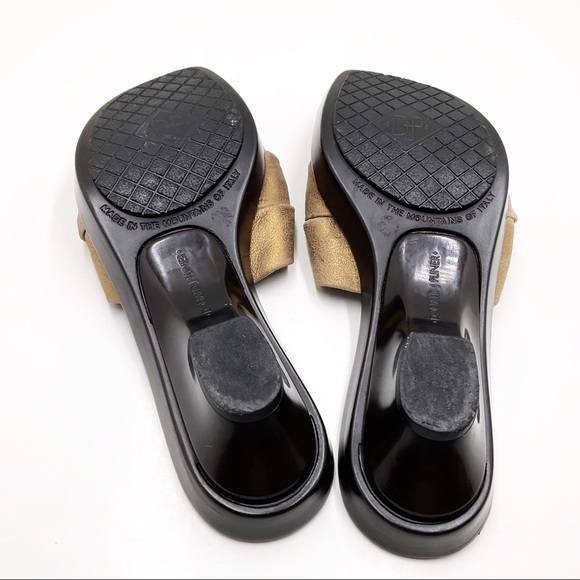 {Donald J. Pliner} Distressed Suede Con Slippers - Picture 10 of 16